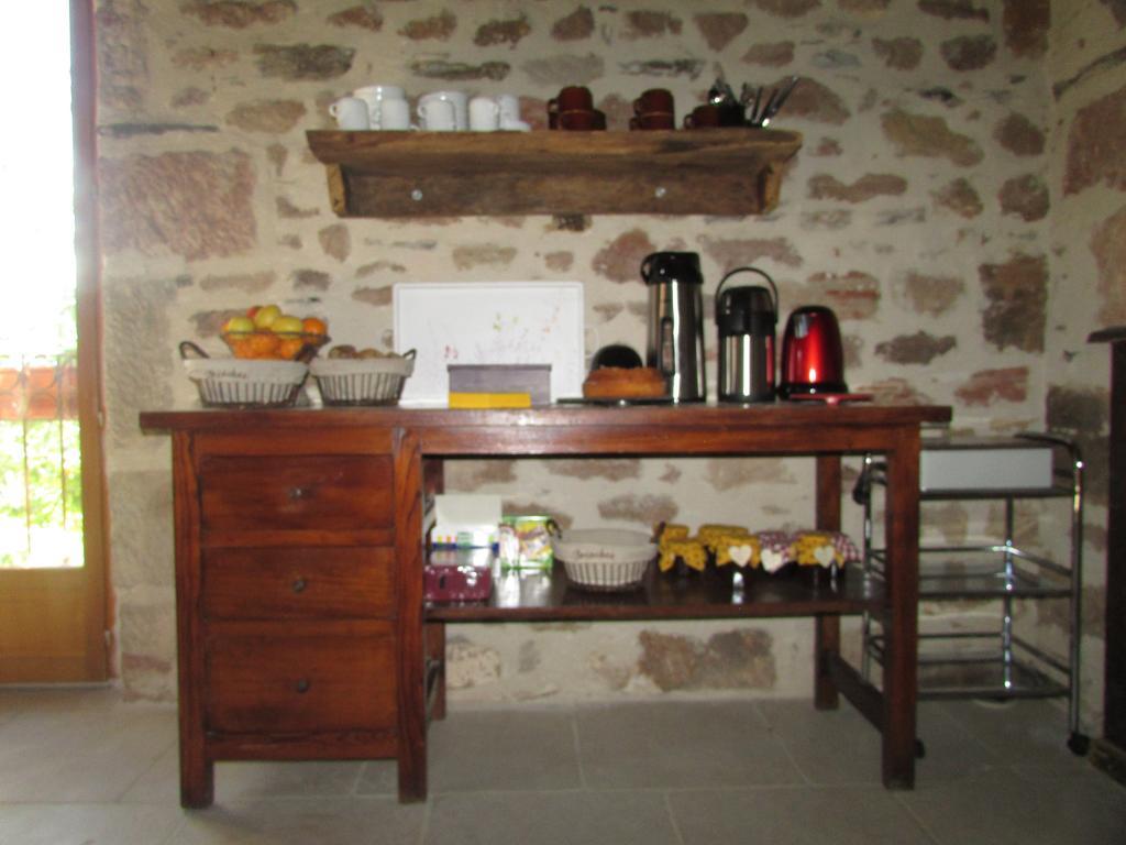 Ecuries De Saint Maurice- Maison D'Hotes De Gondou Lacapelle-Marival Exterior foto
