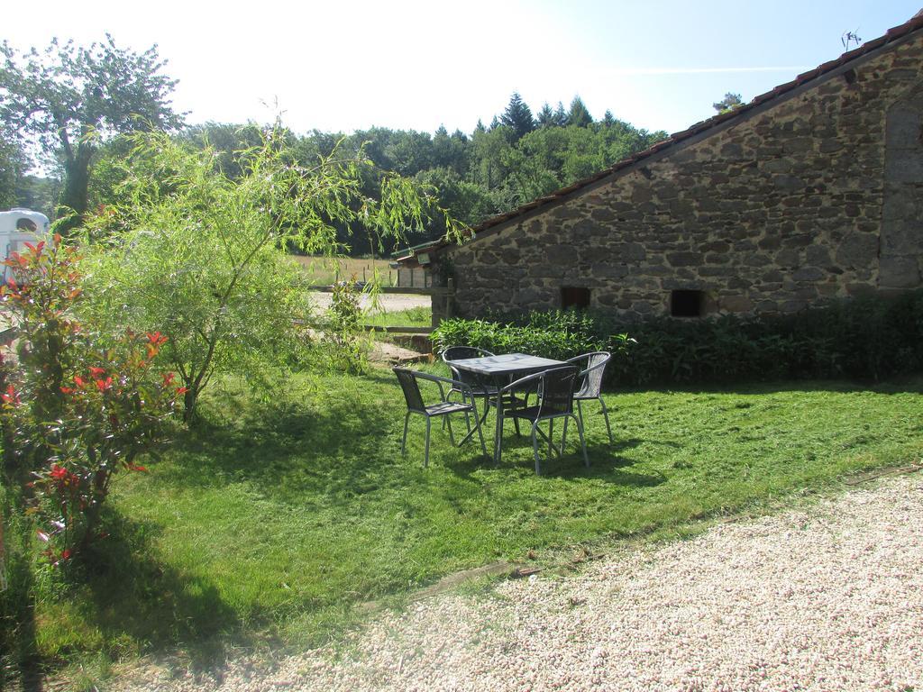 Ecuries De Saint Maurice- Maison D'Hotes De Gondou Lacapelle-Marival Exterior foto